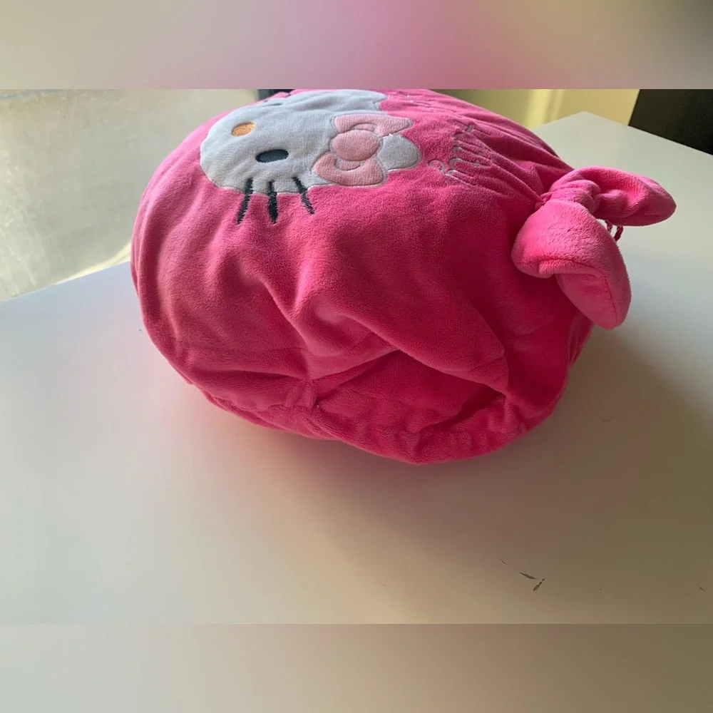 Hello Kitty Decorative Round Pink Pillow Plushie Hand-warmer